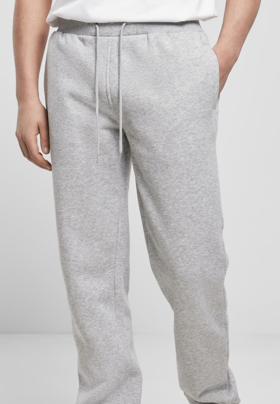 BASICO Sweatpants – Pánske tepláky bez potlače | 300 GSM